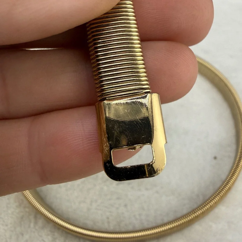 Vintage Gold Tone Stretch Snake Chain Belt Pyramid Stud Buckle Womens One Size